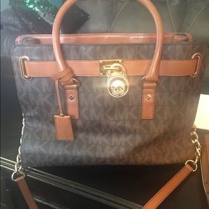 Michael kors purse